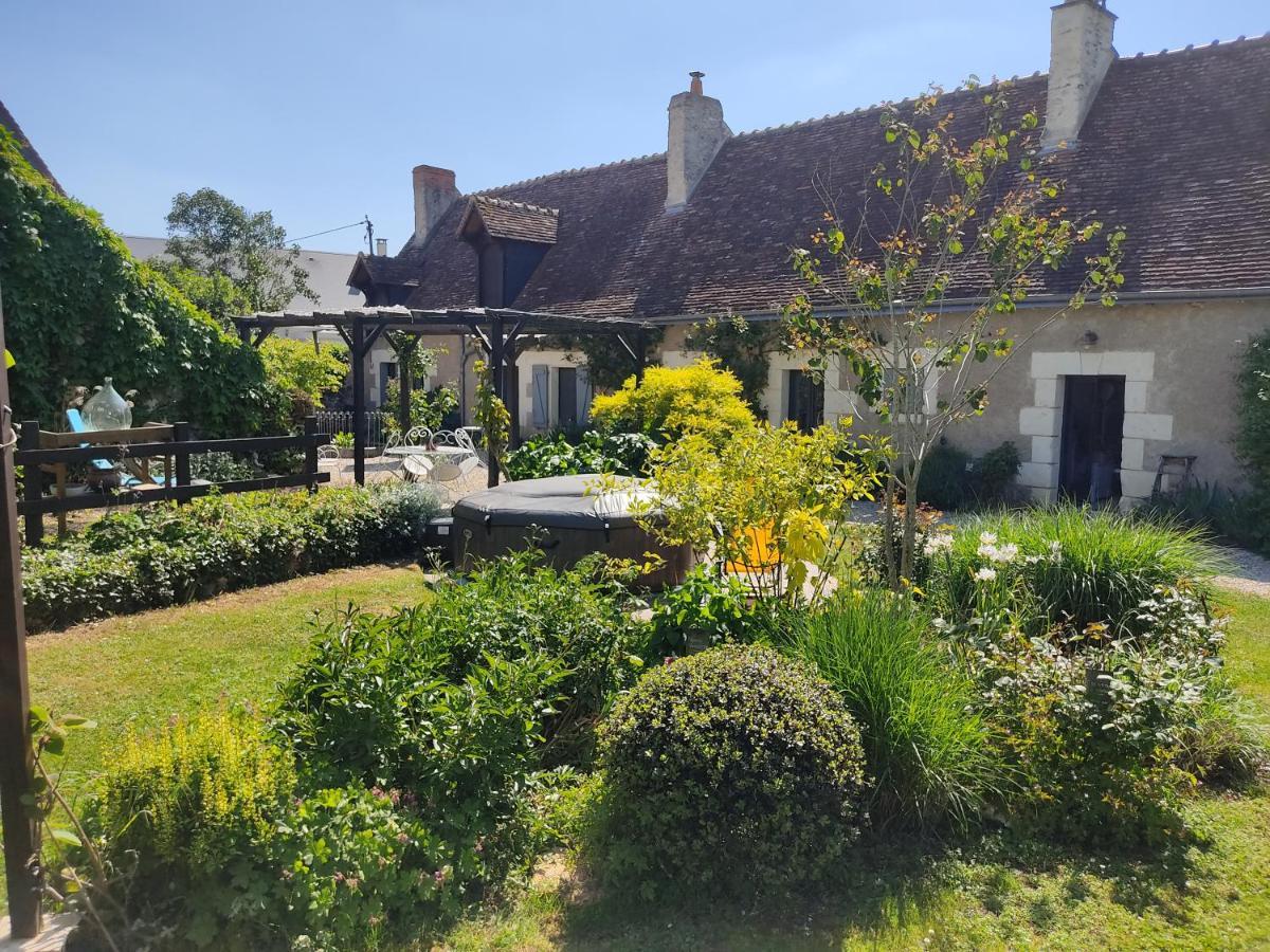 Au Jardin De La Marquetterie Villa Cigogne Exterior photo